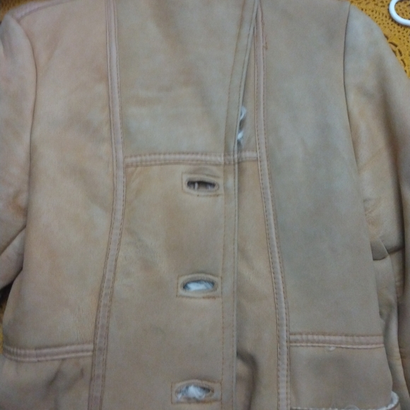 Genuine Lambskin(sheep) leather coat/jacket,long curly fur, Made in Scotland - Picture 6 of 9